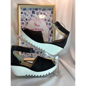 Fly London Black Leather Platform Sandals Women’s Size 8.5 New With Tags